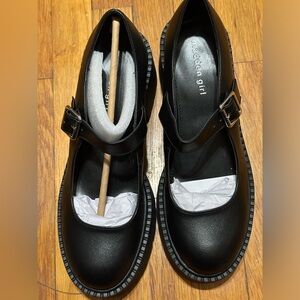 Madden Girl Thunder Mary Jane Shoes Size 9.5